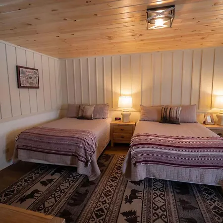 The Snowshoe Lodge Lake Placid Exterior photo