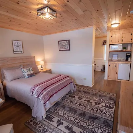 The Snowshoe Lodge Lake Placid Exterior photo
