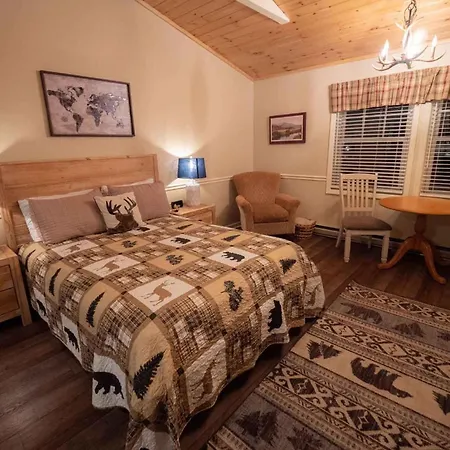 The Snowshoe Lodge Lake Placid Exterior photo